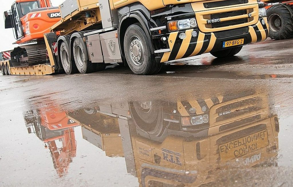 sewa-lori-low-loader-kuala-lumpur