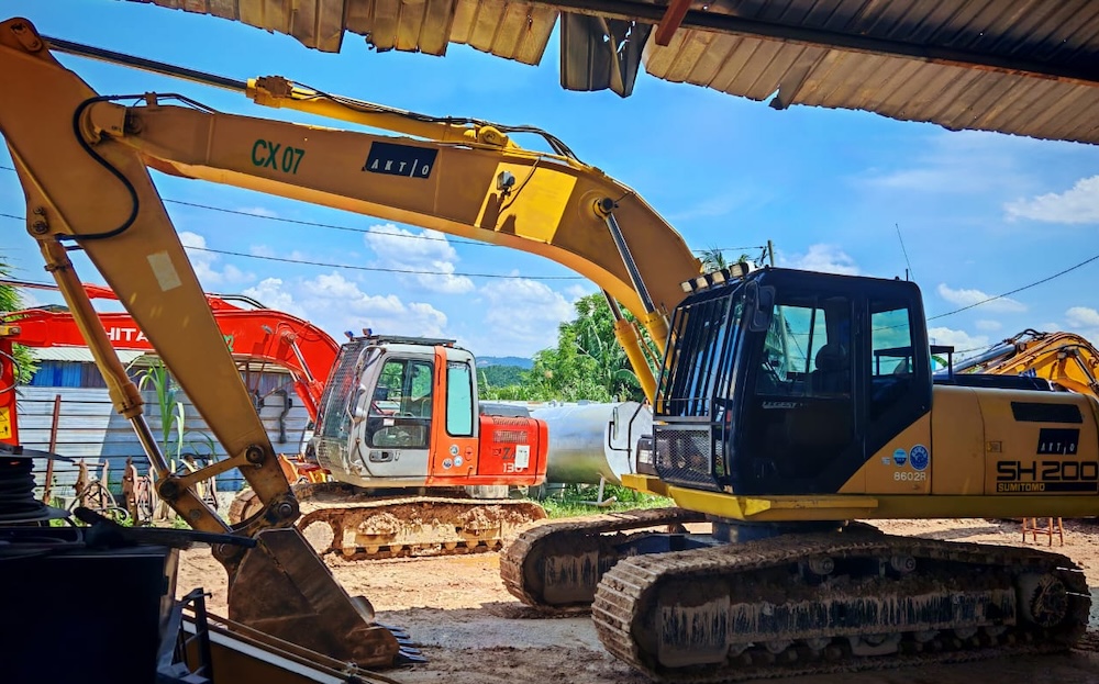 sumitomo-compact-excavator-rental
